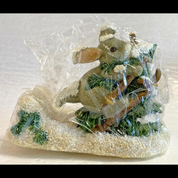 Charming Tails ~ WHO PUT THAT TREE THERE? Figure 87/621 ~ Fitz & Floyd NIB - Picture 2 of 9